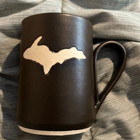Megan Akiyama Michigan hand thrown pottery mug - Picture 3 of 8